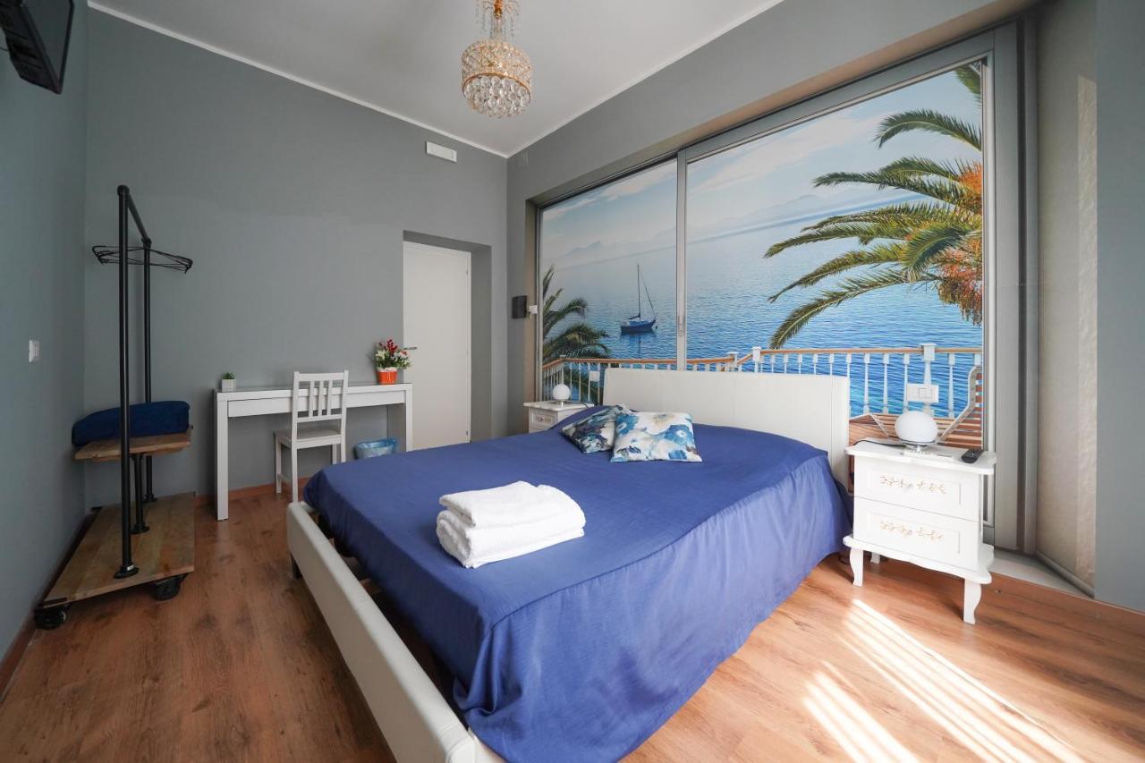 Florinda B&B Napoli Bagian luar foto